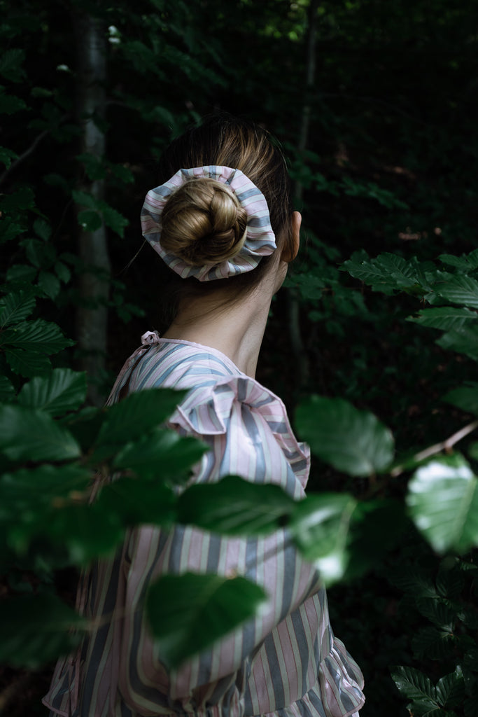 stripes scrunchie